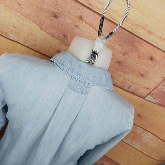 Tommy Hilfiger chambray light button down shirt Size XS - Picture 6 of 8